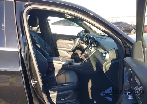 2022 Mercedes-Benz Glc 300 4Matic Suv from USA, damaged, VIN W1N0G8EB5NG121294